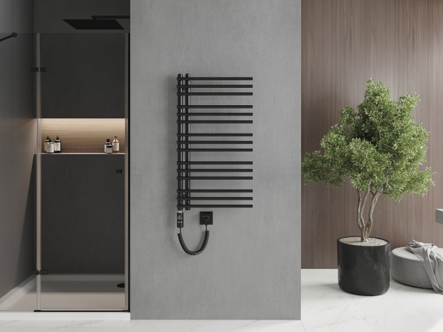 Ηλεκτρικό θερμαντικό σώμα στο μπάνιο