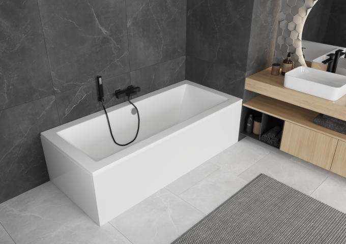 μπανιέρα σε μικρό μπάνιο