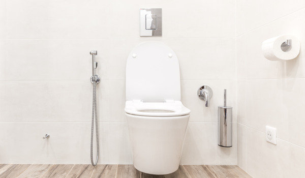 Πού να τοποθετήσετε τη θήκη για την βούρτσα τουαλέτας;