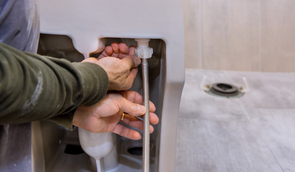 Πώς να τοποθετήσετε έναν εντοιχισμένο σκελετό για WC;