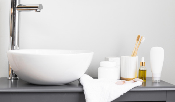 Υψηλή ή κλασική; Υψηλές μπαταρίες νιπτήρα.