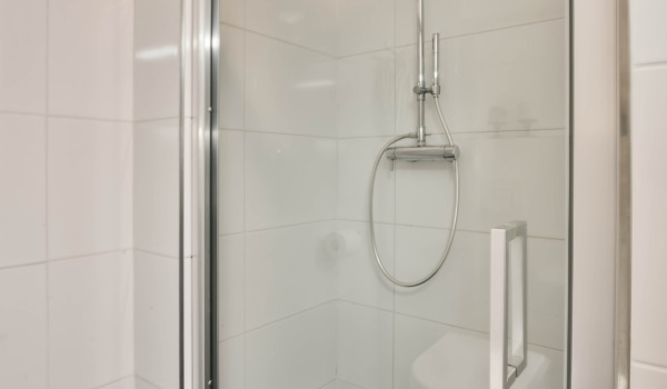 Οι πιο δημοφιλείς σετ ντους με συρόμενη βάση