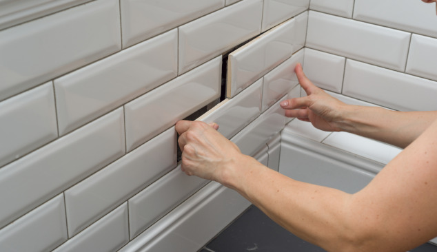 Πώς να εγκαταστήσετε μία γραμμική αποχέτευση τοίχου;