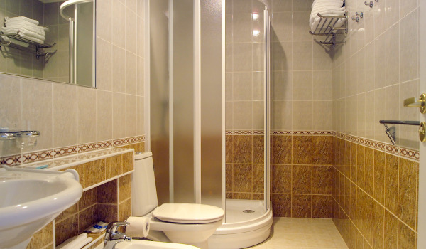 Άνετες χειρολαβές μπιντέ