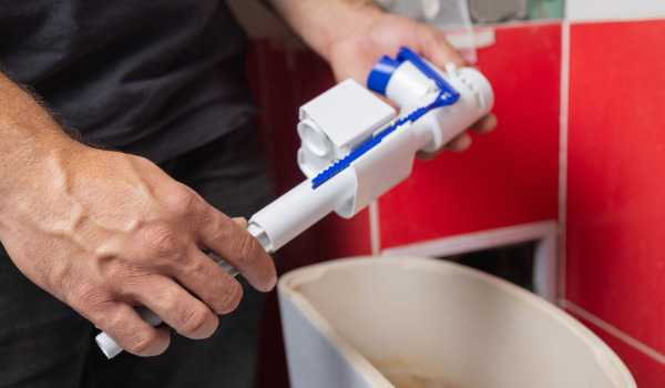 Πώς να καθαρίσετε την τουαλέτα από άλατα;