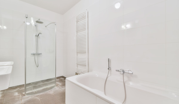 Τι πρέπει να γνωρίζετε για τις μπαταρίες μπανιέρας-ντους;