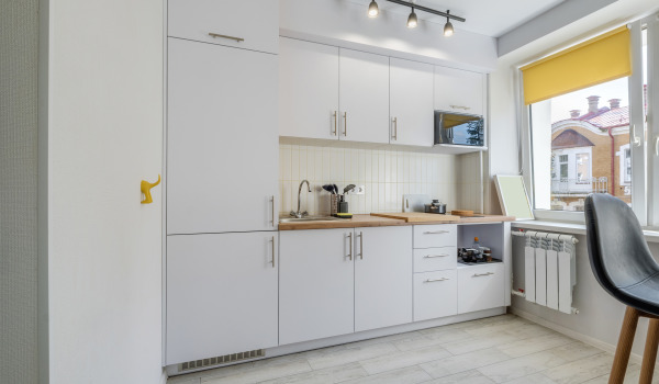 Μικρός νεροχύτης κουζίνας: επιλέγουμε τον μικρότερο και στενότερο νεροχύτη