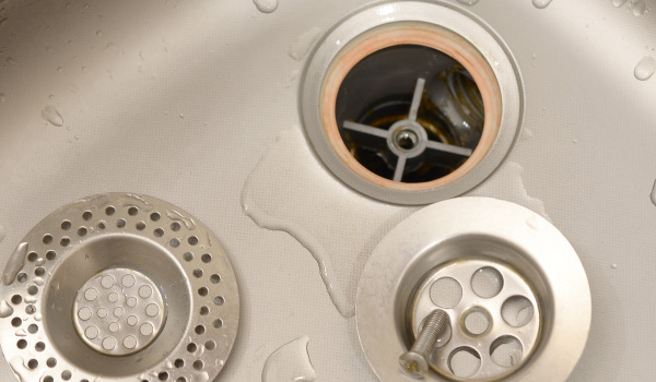 Αυτόματο ή παραδοσιακό σιφόνι - ποιο να επιλέξετε και ποιες είναι οι διαφορές;