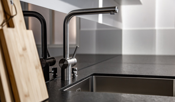 Ποιον πάγκο να επιλέξετε για τον εντοιχιζόμενο νεροχύτη;