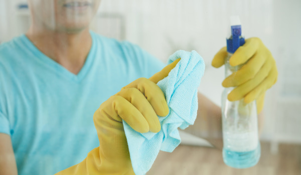 Πώς να αφαιρέσετε την πέτρα από τη ντουζιέρα;