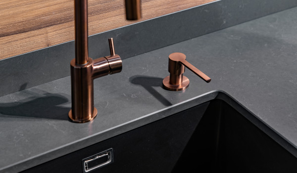 Νεροχύτης με διανομέα, δηλαδή πρακτικός νεροχύτης κουζίνας