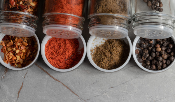 Πώς να αποθηκεύετε τα μπαχαρικά;