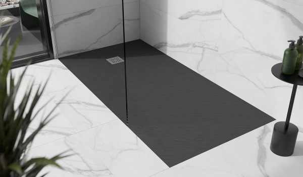 Μαρμάρινο μπάνιο με ντουζιέρα