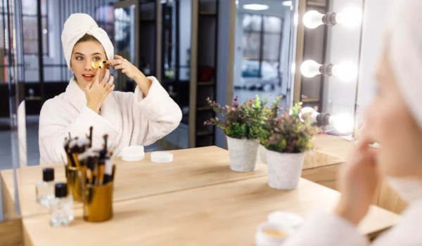 Ποιο καθρέφτη μακιγιάζ να επιλέξετε;